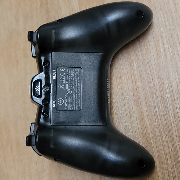 POWER- A- 🎮 Mini Liquid Metal Controller For Wii- model 1422653 - Picture 4 of 4